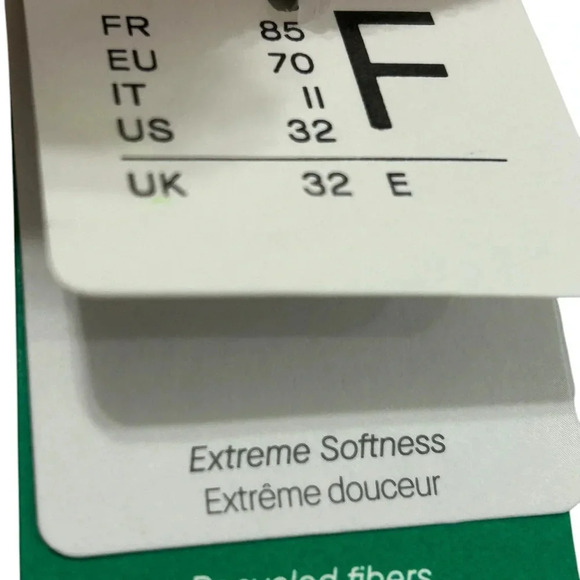 Chantelle Rose Light Pink Lace Front Underwire Plunge Bra Size 32DDD NWT - Picture 10 of 10